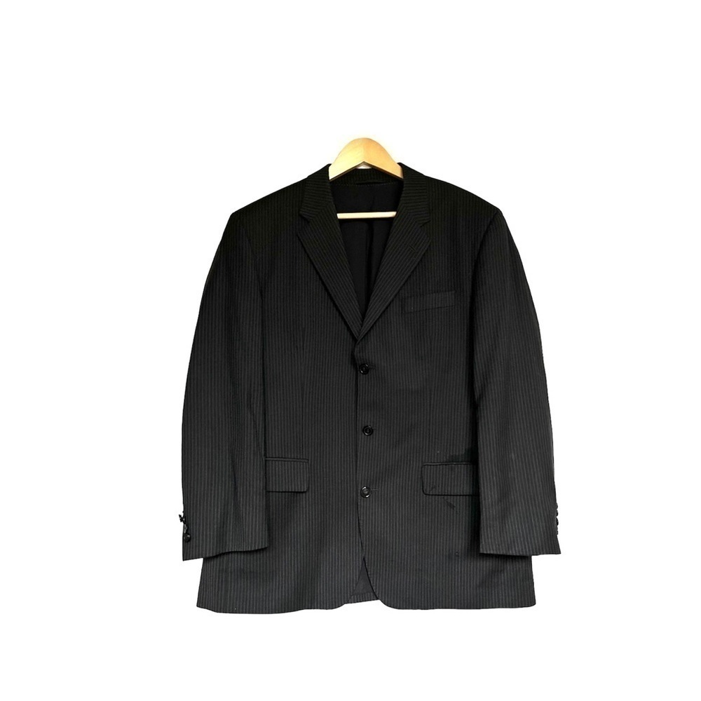HUGO boss 100 % virgin wool black pinstripe suit jacket blazer size 42 R